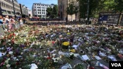 Breivik es procesado como único responsable del tiroteo en la isla de Utoya y del atentado con carro bomba en un complejo gubernamental en Oslo, en el que perdieorn la vida 77 personas