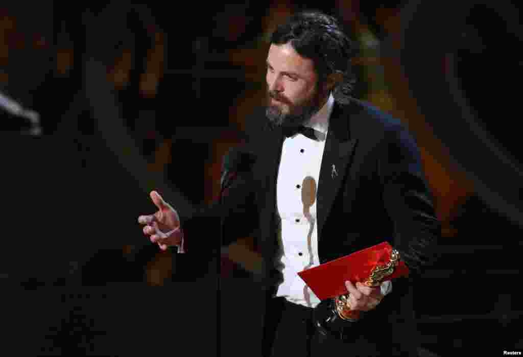Aktor terbaik Oscars 2017, Casey Affleck untuk film "Manchester by the Sea."