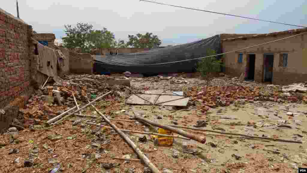  پی ڈی ایم اے بلوچستان کے مطابق میں تین جولائی سے جاری مون سون کی بارش اور سیلاب سے اب تک 230 سے زائد افراد ہلاک ہو چکے ہیں۔