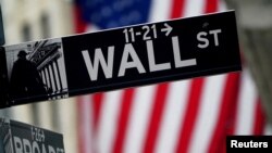 Las acciones estadounidenses han estado bajo una presión de venta implacable este año.