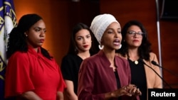 Las congresistas demócratas progresistas, conocidas como el “escuadrón”, aseguraron que continuarán con sus agendas de trabajo y dos de ellas pidieron llevar a Trump a un juicio político.