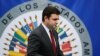 El enviado especial de EE. UU. Ricardo Zúñiga durante una rueda de prensa en San Salvador, el 7 de abril de 2021.