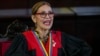 La presidenta de la Corte Suprema, Caryslia Rodríguez, habla en el tribunal que está realizando una auditoría de los resultados controvertidos de las elecciones presidenciales en Caracas, Venezuela, el jueves 22 de agosto de 2024. (Foto AP/Ariana Cubillos)