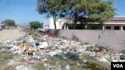Lixo em Benguela