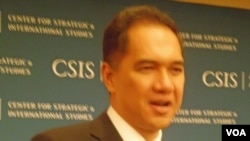 Gita Wirjawan saat menjadi pembicara forum diskusi di CSIS, Washington DC (7/7).