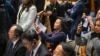 推特上的中國：“審查實況直播中” 中國官員活動現場阻擋澳籍記者成蕾遭抨擊