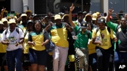 Delegados chegam à conferência electiva do ANC em Joanesburgo, África do Sul, Dez.16, 2017. 