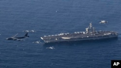 Los barcos de EE..UU. podrán disparar contra naves iraníes en altamar, según instrucciones del presidente Donald Trump.