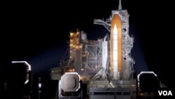 Durante los 11 días de vuelo, los seis astronautas harán entrega de un módulo de almacenamiento y de un robot humanoide, Robonaut 2, a la estación espacial Alfa.