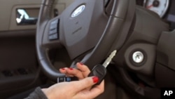 Ford Motor Company's MyKey feature allows parents to limit their teen's driving speed. It also alerts drivers when they're speeding or when their seatbelt isn't buckled.