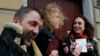 Rusia Bebaskan 6 Aktivis Greenpeace dari Penjara