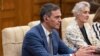 Presidente de gobierno español visita China en medio de disputa por vehículos eléctricos