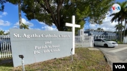 La iglesia de Santa Agatha en Miami Florida. Foto VOA.