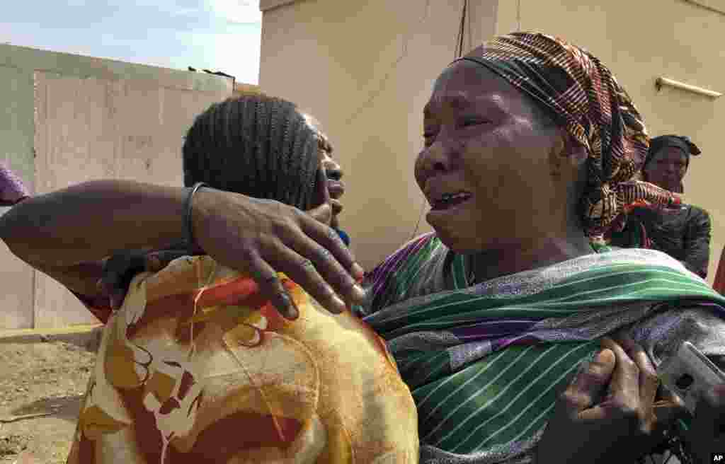 An kashe wasu ma'aikatan kungiyoyi masu zaman kansu su shida a kan hanyarsu daga Juba, babban birnin kasar, zuwa garin Pibor, ranar Litinin 27 Maris 2017