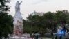 ក្រុង Chicago ដក​ចេញ​រូបសំណាក​លោក Columbus ក្រោយ​បាតុកម្ម​ប្រឆាំង