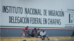 VOA: En México desalojan estaciones migratorias por coronavirus
