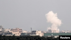 Serangan udara di Saraqeb, provinsi Idlib, Suriah, 28 Februari 2020. (Foto: dok). 