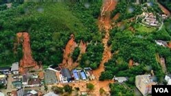 Hampir 500 tewas dan ratusan lainnya kehilangan tempat tinggal akibat longsornya wilayah perbukitan di Teresopolis, dekat Rio de Janeiro.