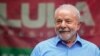 ARCHIVO - El expresidente de Brasil Luiz Inácio Lula da Silva, que se postula para la reelección, sonríe durante una conferencia de prensa en Sao Paulo, Brasil, el 23 de octubre de 2022. AP