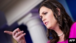 Sarah Huckabee Sanders, portavoz de la Casa Blanca, dice que el proyecto de ley de presupuesto tiene el apoyo del presidente Donald Trump.