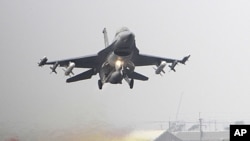 台灣空軍現有的F-16A/B型戰機(資料圖片)