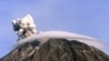 Aktivitas Gunung-gunung Berapi Indonesia Meningkat, Ribuan Orang Mengungsi 