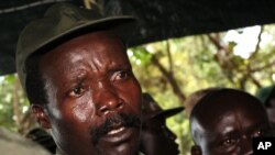 Le chef de la rébellion de la LRA, Joseph Kony, 12 novembre 2006.