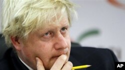Wali kota London Boris Johnson berupaya meraih keuntungan dari berbagai bekas fasilitas Olimpiade (27/11).