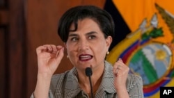La ministra de Relaciones Exteriores de Ecuador, Gabriela Sommerfeld, habla con la prensa en Quito, Ecuador, el miércoles 24 de enero de 2024. Los gobiernos de Ecuador y México rompieron relaciones desde abril de 2024.