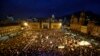 Thousands March for Colombia Peace, Rebel Leader Sees Solution Soon