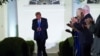 El presidente de Estados Unidos, Donald Trump, accede al Jardín de las Rosas de la Casa Blanca para asistir al discurso de la primera dama, Melania Trump, el 25 de agosto del 2020. 