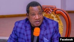 Gwamnan Filato Simon Lalong (Facebook/PLSG)