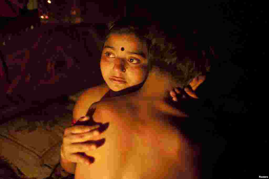 Bangladeshlik o'smir fohisha