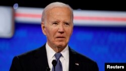 "Il est difficile de soutenir que Joe Biden devrait être notre candidat", estime un responsable démocrate.