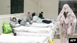 中國武漢國際會展中心改建成臨時醫院後收治輕症新冠病毒感染者。（2020年2月5日） 
