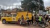 Des abonnés d’un opérateur téléphonique mobile lors d’une campagne commerciale à Yaoundé, au Cameroun, le 16 octobre 2024. (VOA/Emmanuel Jules NTAP)