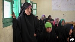 Bugun Afrikaning bir necha davlatida qizlarni xatna qilishga qarshi qonunlar va tashabbuslar bor. Shunga qaramay, qit’ada bu amaliyot hanuz keng tarqalgan va qiz-ayollar hanuz azobda yashamoqda.