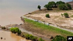 Une vue aérienne sur la côte, à Chokwe, Mozambique, le 30 janvier 2013.