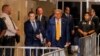 El expresidente Donald Trump abandona el tribunal el jueves 2 de mayo de 2024 en Nueva York, tras los procedimientos del día en su juicio por pago secreto de dinero.