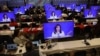 Periodistas atentos a la candidata presidencial republicana y exembajadora de Estados Unidos ante las Naciones Unidas Nikki Haley, durante el 4to debate de candidatos republicanos de la campaña presidencial de 2024, organizado por NewsNation en Alabama, en diciembre. 6, 2023.