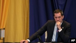 El presidente encargado de Venezuela, Juan Guaidó, lanzó un llamado de unidad para adoptar "acciones concretas" para Venezuela. Imagen de archivo del 4 de marzo de 2020.