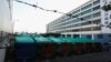 新加坡装甲车被扣押在香港货运港口