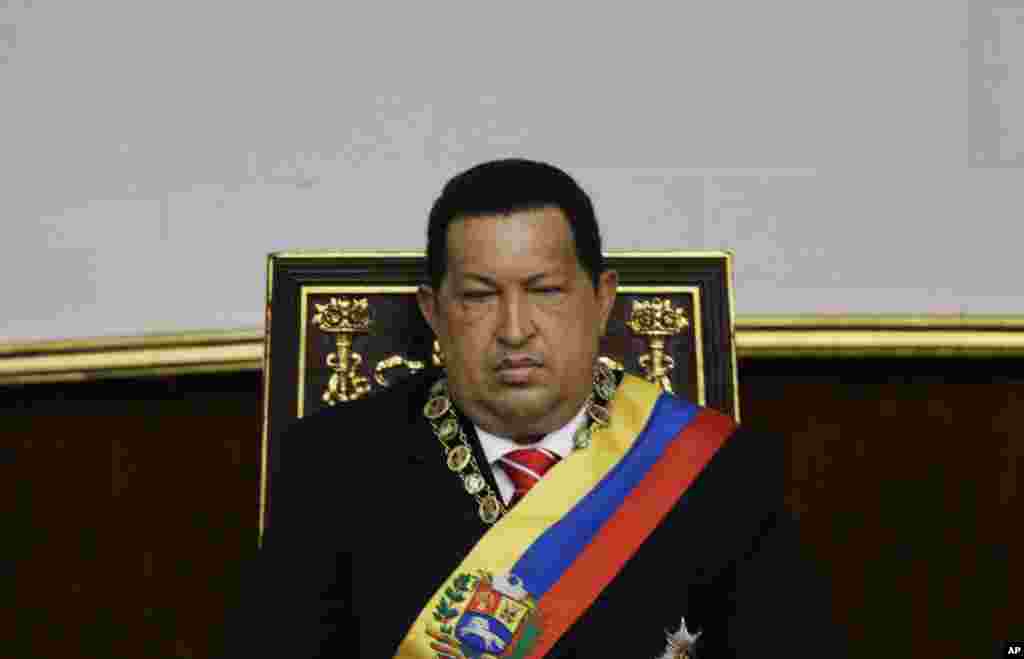Chávez atendió a la Asamblea Nacional en una sesión especial para conmemorar la independencia de Venezuela, el 5 de julio de 2012.