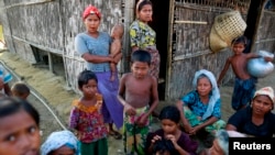 Warga Muslim Rohingya di kamp pengungsi di luar Sittwe, Myanmar. (Reuters/Soe Zeya)