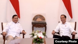 Presiden Joko Widodo dan Prabowo Subianto, Kamis sore, 11 Oktober 2019, kembali bertemu di Istana Merdeka, Jakarta. (Foto courtesy: Setpres RI)