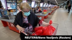 Žena u prodavnici u Podgorici