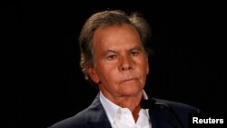 El exembajador de Venezuela en la ONU, Diego Arria, calificó de negociaciones pendulares los contactos del pasado jueves en Oslo, Noruega, que tanto la oposición como el gobierno en disputa confirmaron.