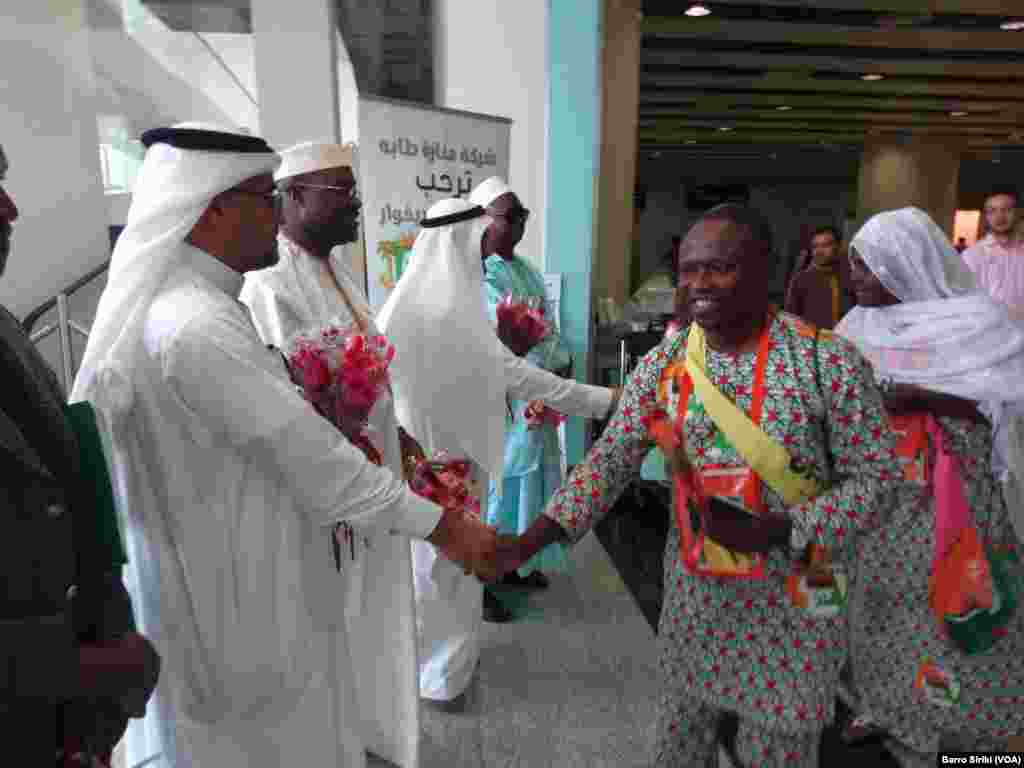 An yi marhaban da wasu alhazai na kasashen Afrika da suka isa kasar Saudiya 