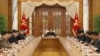 Pemimpin Korea Utara Kim Jong Un menghadiri Rapat Biro Politik ke-5 Komite Sentral ke-8 Partai Pekerja Korea (WPK) di gedung kantor Komite Pusat Partai di Pyongyang, Korea Utara, 1 Desember 2021. (Foto: Reuters )