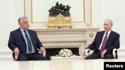 Orban (L) i Putin